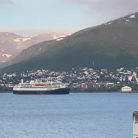 Karin Lägenhet Tromsø
